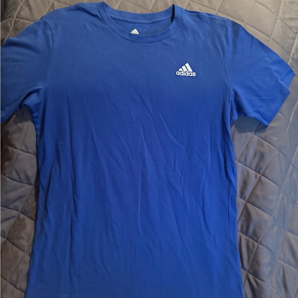 Boys Adidas T-shirt.